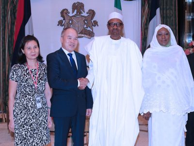 R-L; Minister of State for Foreign Affairs, Hajiya Khadija Buka Abba Ibrahim, President Muhammadu Buhari, the outgoing Ambassador of the Socialist Republic of Vietnam, Mr. Hoang Hgoc Ho and his wife Lady Thi Ihanh Yen during a farewell audience at the State House in Abuja.