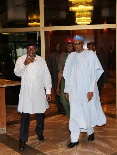 After the closed-door meeting, President Muhammadu Buhari bids farewell to the former President, Dr Goodluck Ebele Jonathan at the State House in Abuja. 