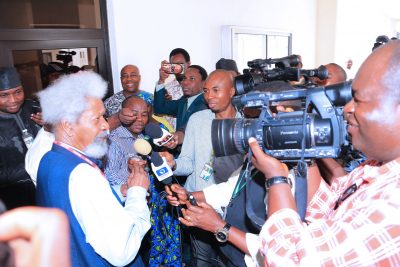 Prof. Wole Soyinka speaking with State House correspondents after his meeting with President Muhammadu Buhari at the State House, Abuja.