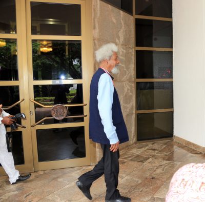 Prof. Wole Soyinka moving out of State House after his meeting with President Muhammadu Buhari