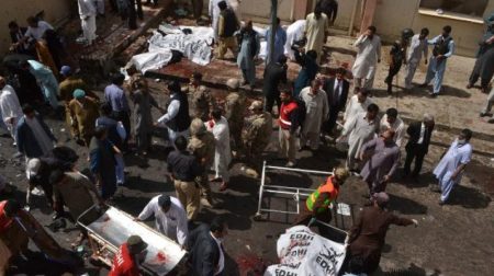 pakistani-mosque-bomb-attack