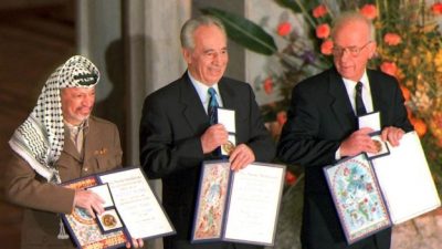 Mr Peres shared the 1994 Nobel Peace Prize for his part in negotiating a peace deal with the Palestinians 