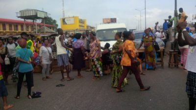 The protesters block the ever-busy Benin-Lagos expressway