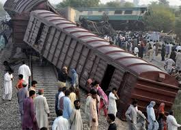 pakistan-train