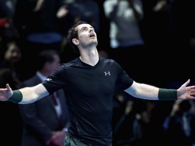 Andy Murray celebrates after defeating Djokovic