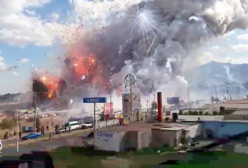 Mexican-fireworks-market-explosions