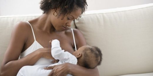 MOM-BREASTFEEDING