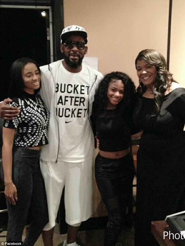 Jocelyn was 17 when she met R. Kelly in 2015 backstage at one of his concerts