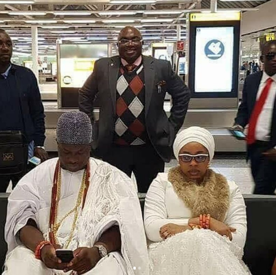 OONI AND WIFE