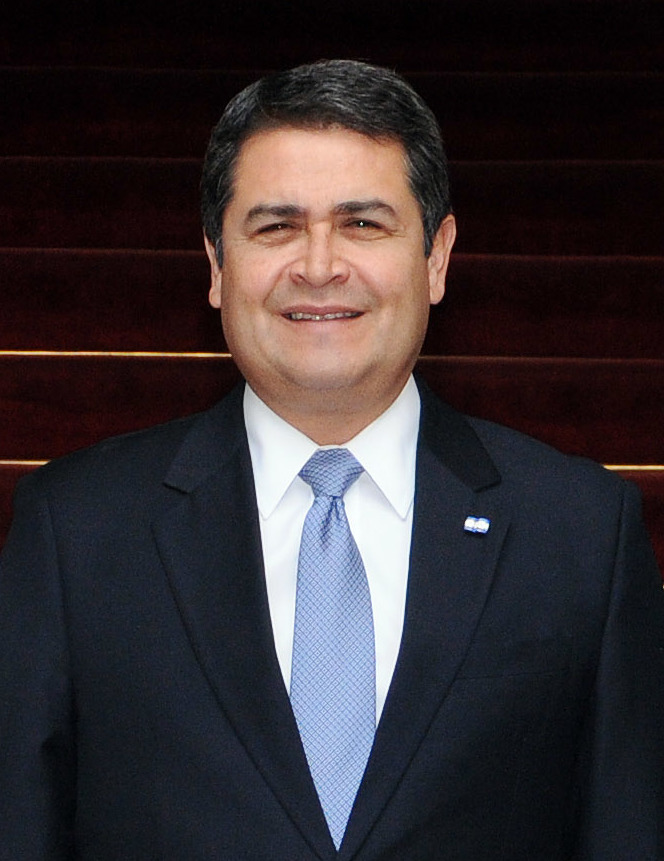 Juan_Orlando_Hernández,_May_2015