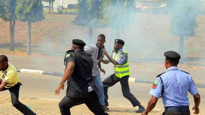 Police-arrest-Muslim-Shiites-in-Abuja