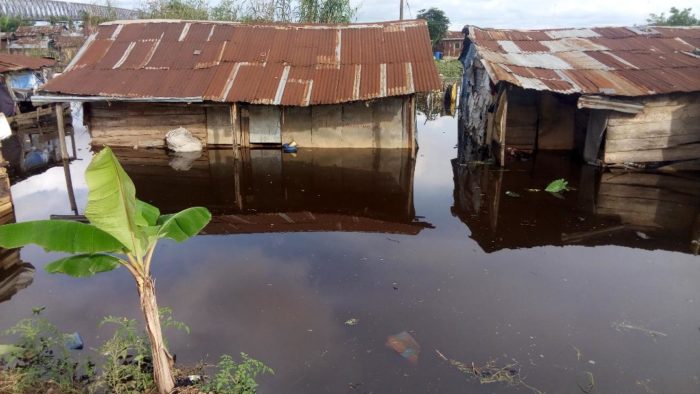 Amakom-Oko-village-near-Asaba-in-Delta-flooded–e1536957246424