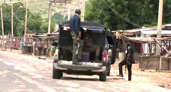 Police Command in Osun say three persons were shot during a failed kidnapping attempt at Koka Village in Ibokun Local Government Area on Sunday.