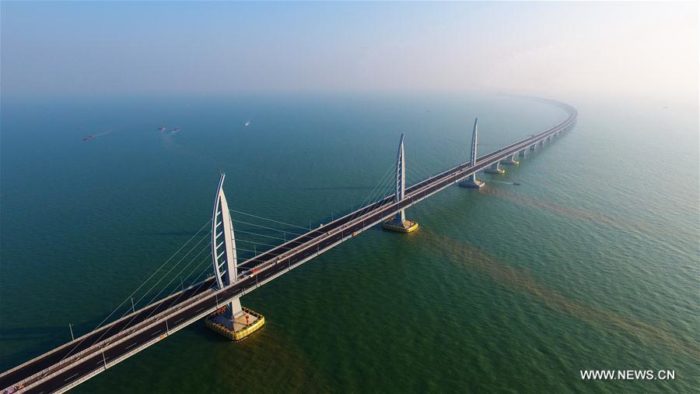Chinas-worlds-longest-sea-bridge.–e1515316782262