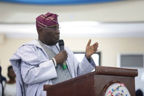 Atiku-speaks-at-the-Lagos-Island-Club-e1548892840219