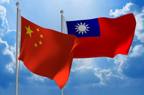 China-Taiwan-Flags