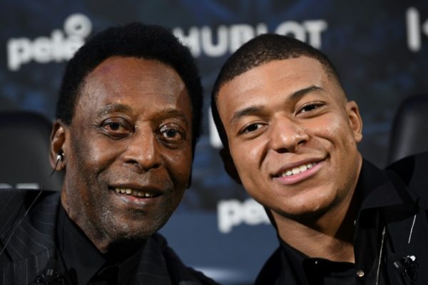 Pele-Mbappe-share-scoring-at-World-Cup-as-teenagers–e1554240428834