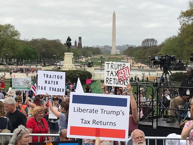 Trump-tax-protest-3