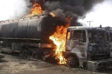 petrol-tanker-fire-explosion