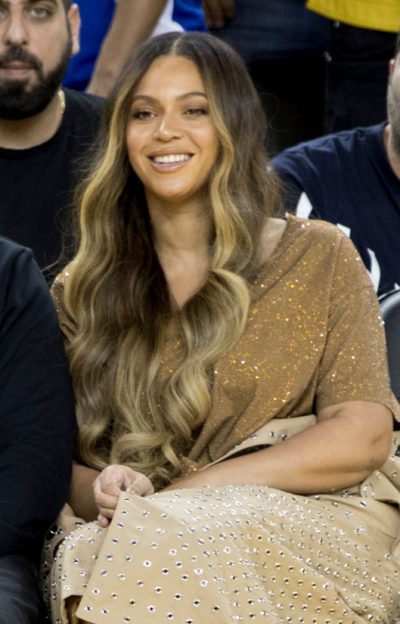 Beyoncé at Oracle Arena