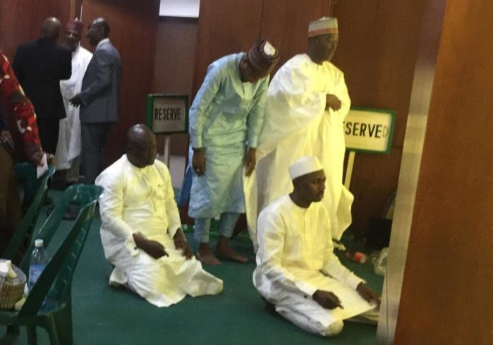 Muslim-faithfuls-offering-prayer-during-the-9th-House-of-Reps-Inauguration-e1560324425979