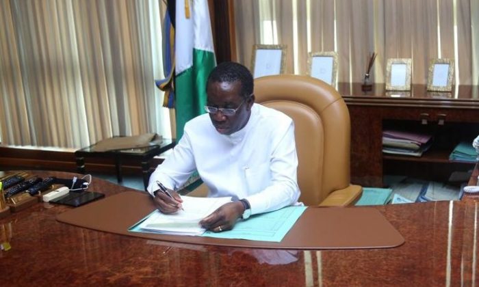 Okowa-in-his-office-e1559369655923