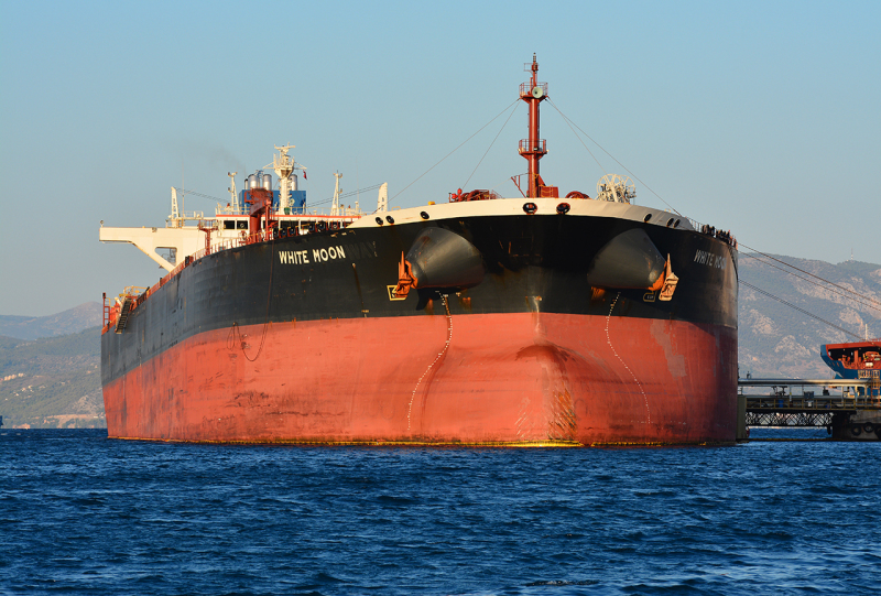 White Moon crude oil tanker used for the shipment of suspected Iranian crude to ENI