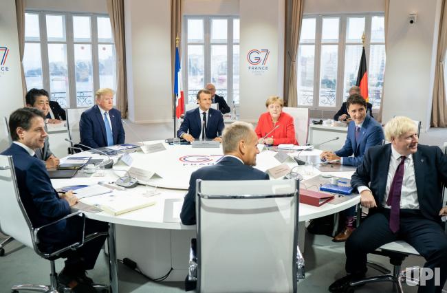 G7 leaders at their meeting in Biarritz