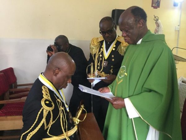 Rotimi Amaechi being honoured by the Catholic Church in Abuja