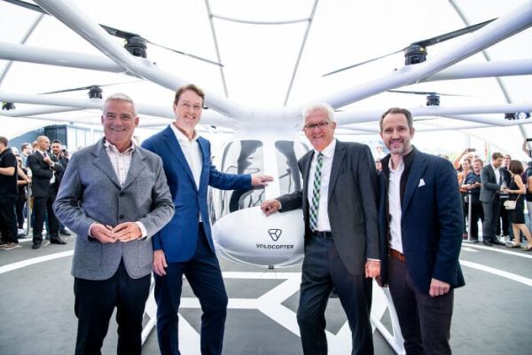 Stuttgart sees first urban flight of Volocopter in Europe