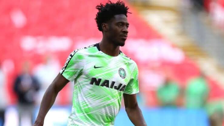 Ola Aina, knocked out by domestic injury