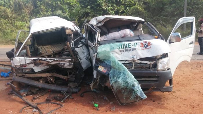 Accident The accident scene in Anambra on Saturday Nov.23 (NAN)