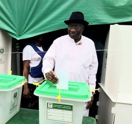 Goodluck Jonathan votes at Otuoke. Twitter