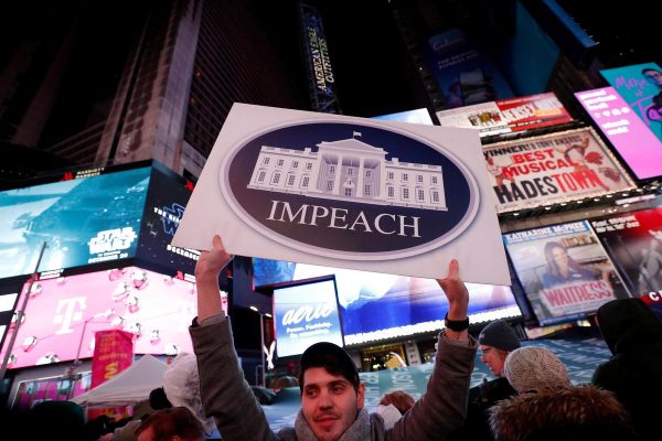 Demonstrators in New York support Trump impeachment