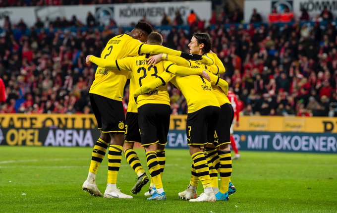 Dortmund players