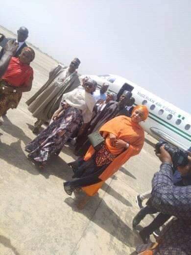 Hanan Buhari, middle, leaves the Presidential jet