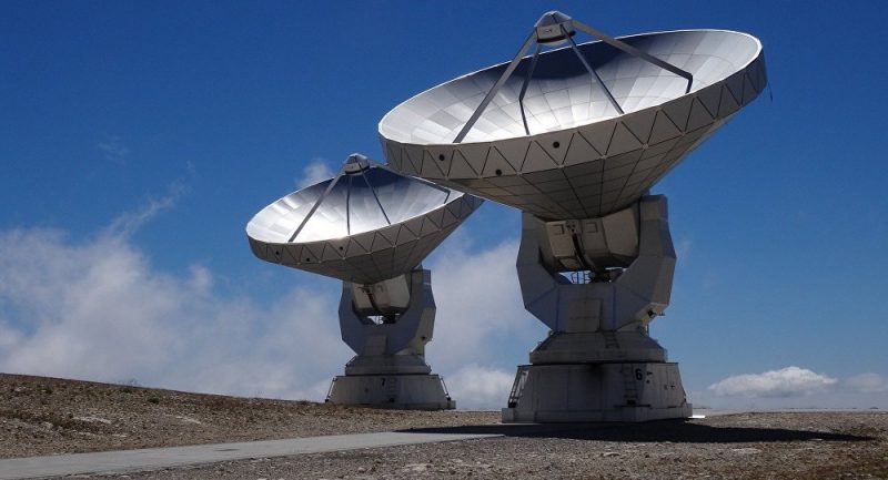 Astronomers receiving radio signals from the galaxy