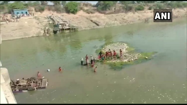 The accident scene inside the Mej River