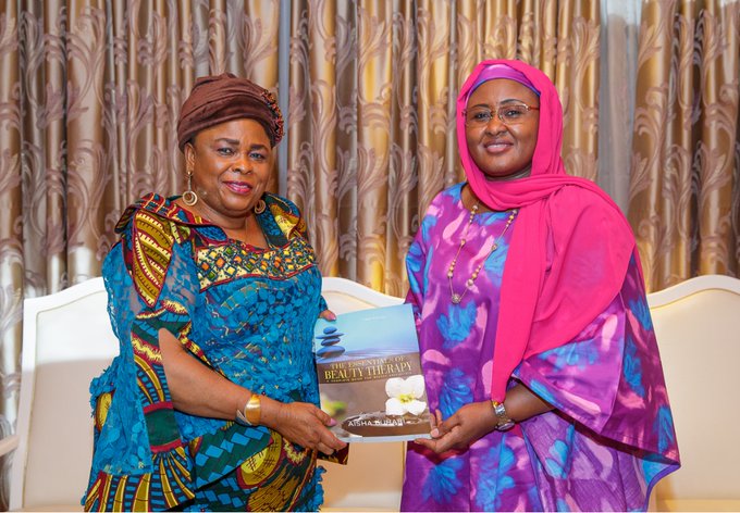 Patience Jonathan receives a gift from Aisha