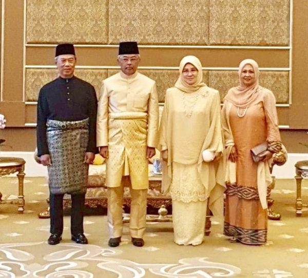 Malaysian King ousts Mahathir, swears in Muhyiddin as new PM 