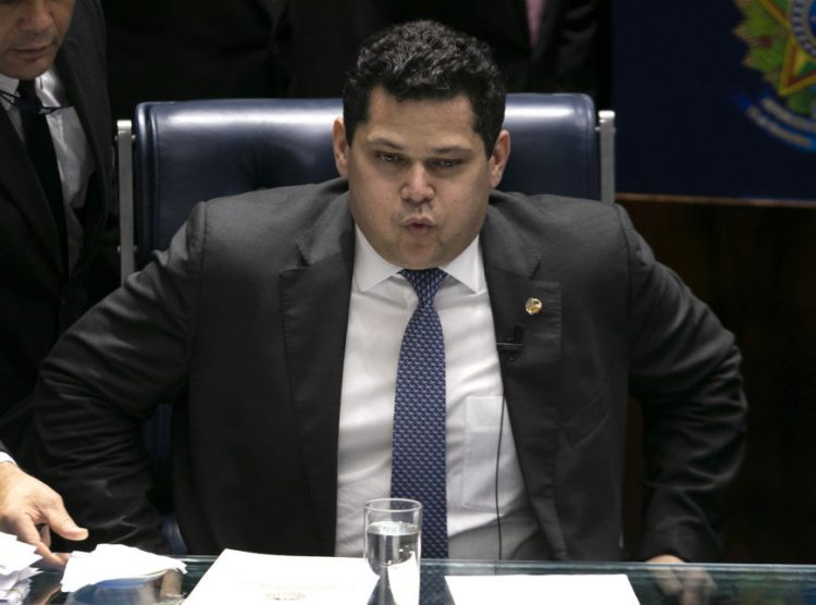 Renan-Calaheiros-David-Alcolumbre-Senado-02Fev2019