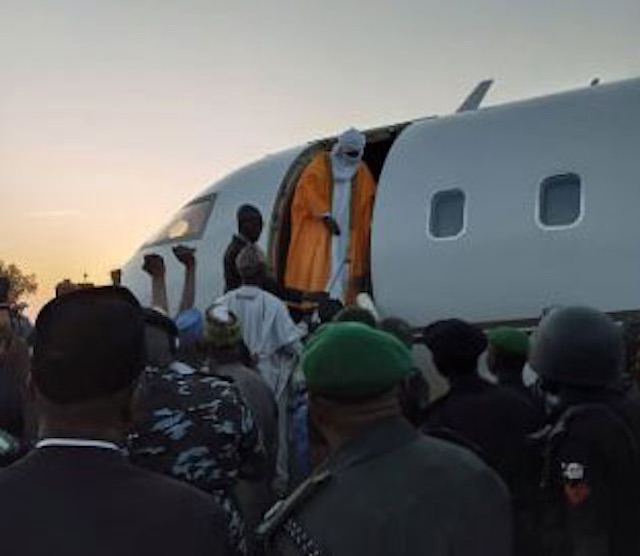 Emir Muhammadu Sanusi leaves Kano. Photo Channels TV
