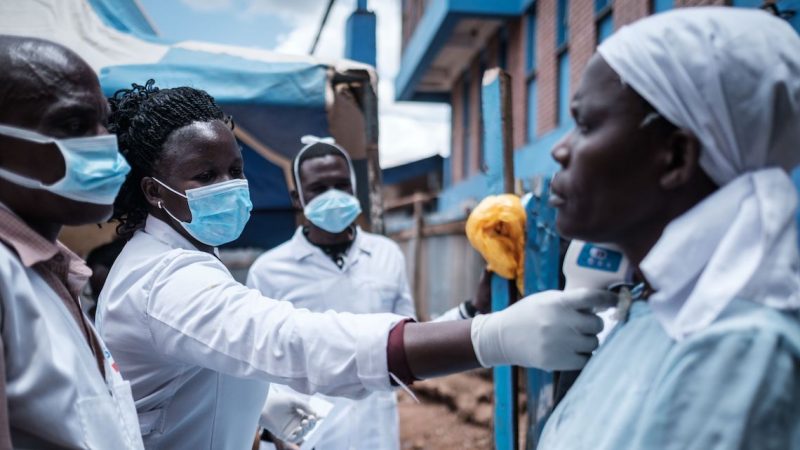 testing temperature of a coronavirus suspect