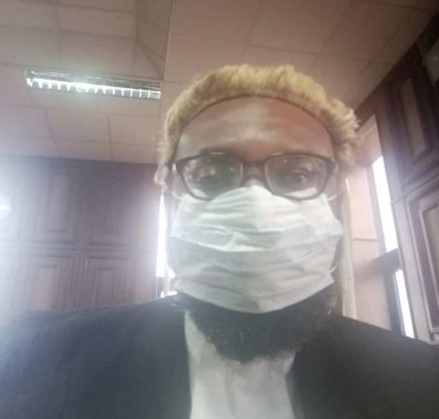 A lawyer with face mask: New norm in Nigerian courts