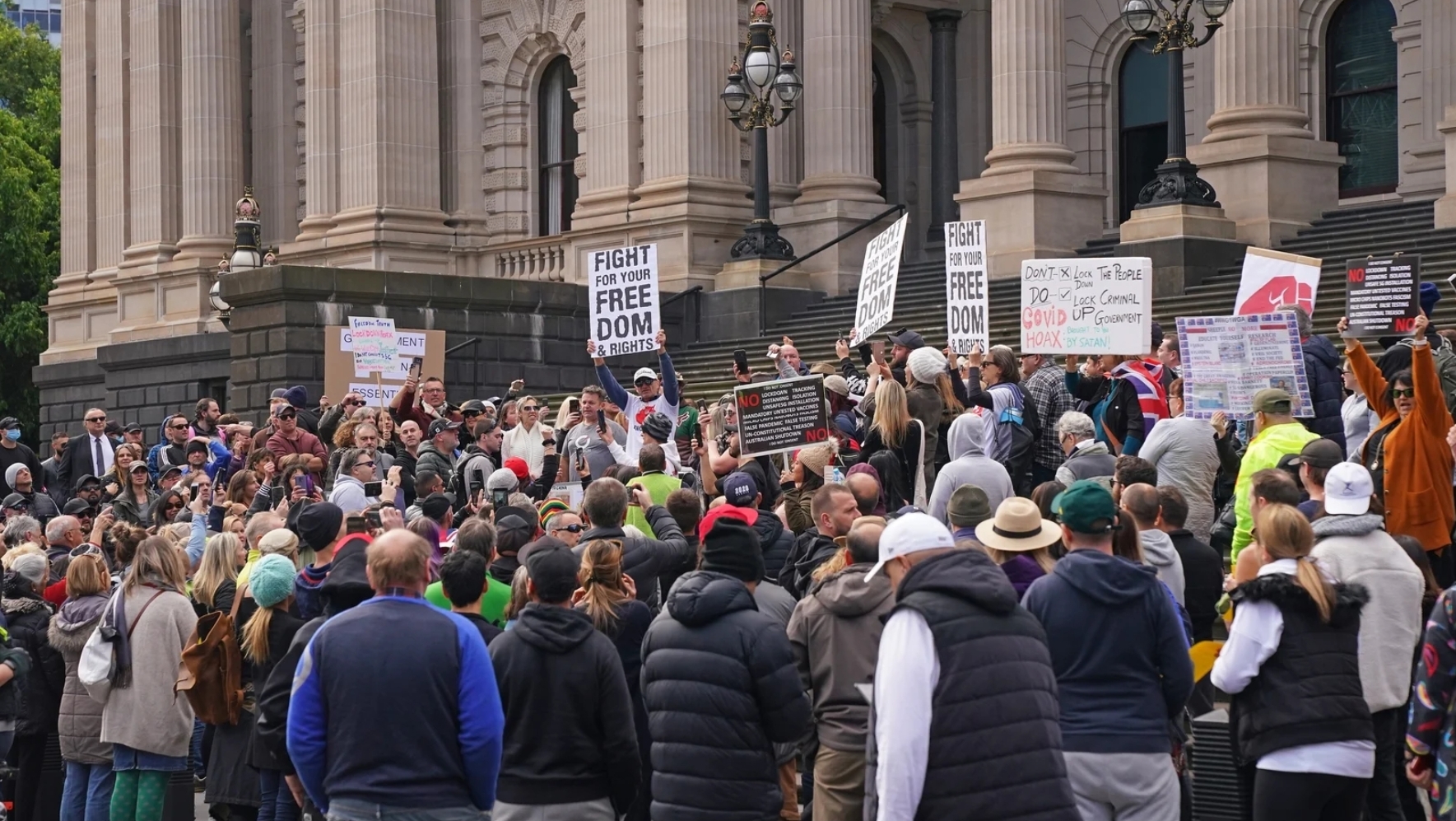 Anti lockdown protesters