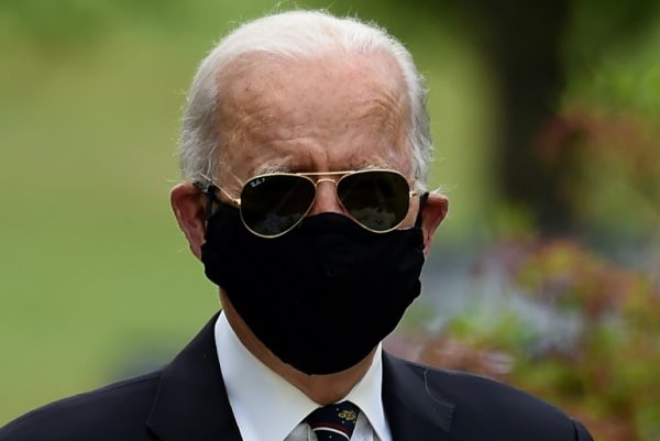 Joe Biden: masked