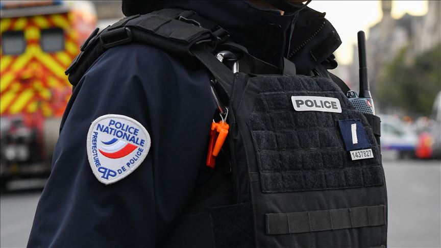France announces ban on police chokehold method