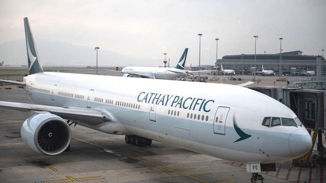 Cathay Pacific Airways: offers older pilots early retirement