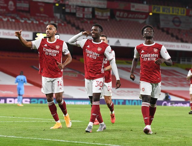 Nketiah, middle, with Saka, right and Arsenal captain Aubameyang