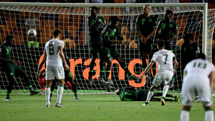 mahrez-free-kick-algeria-vs-nigeria_1la3r2gtza3jx15jsc445r44f6